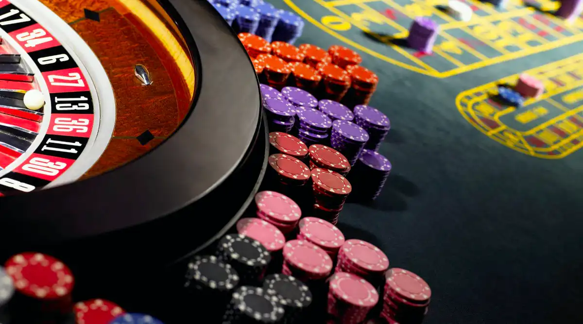 Common misconceptions about gambling hero image