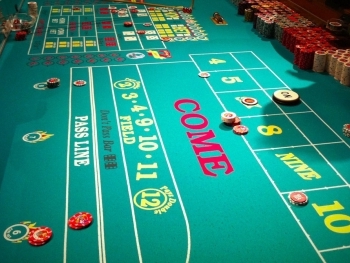 Craps (how to play, betting systems) image