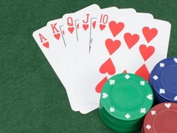 Five-Card Draw: The Classic Poker Game Explained image